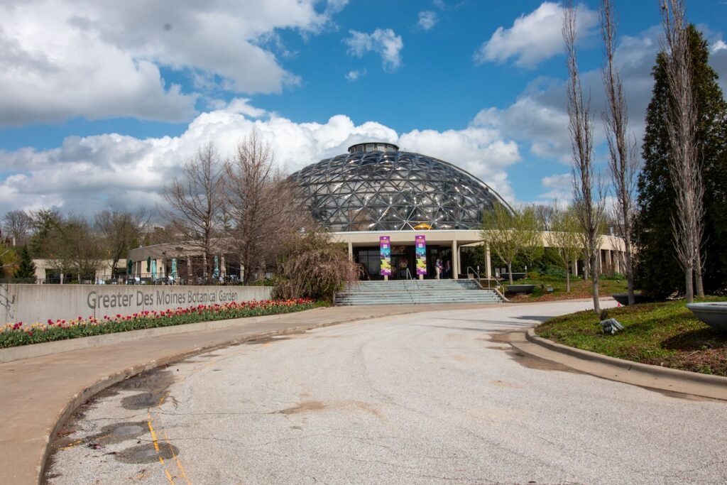Botanical Garden Exterior